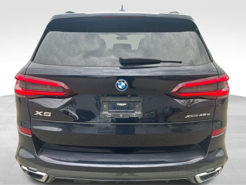 Used 2022 BMW X5 xDrive45e w/ M Sport Package AWD/4WD image 4