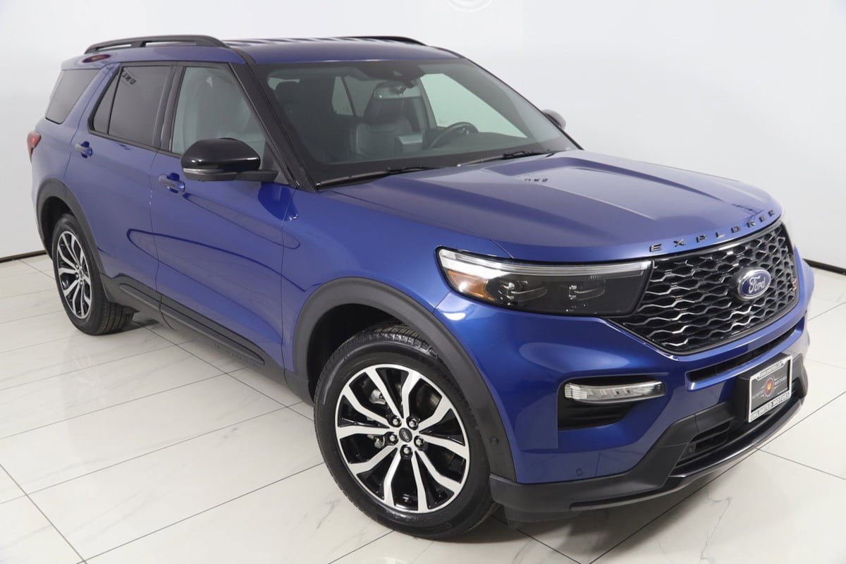 Used 2020 Ford Explorer ST w/ Premium Technology Package image 21