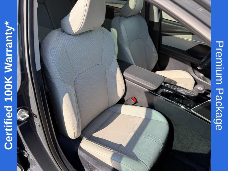 Used 2025 Toyota Camry XLE w/ Premium Package FWD image 11