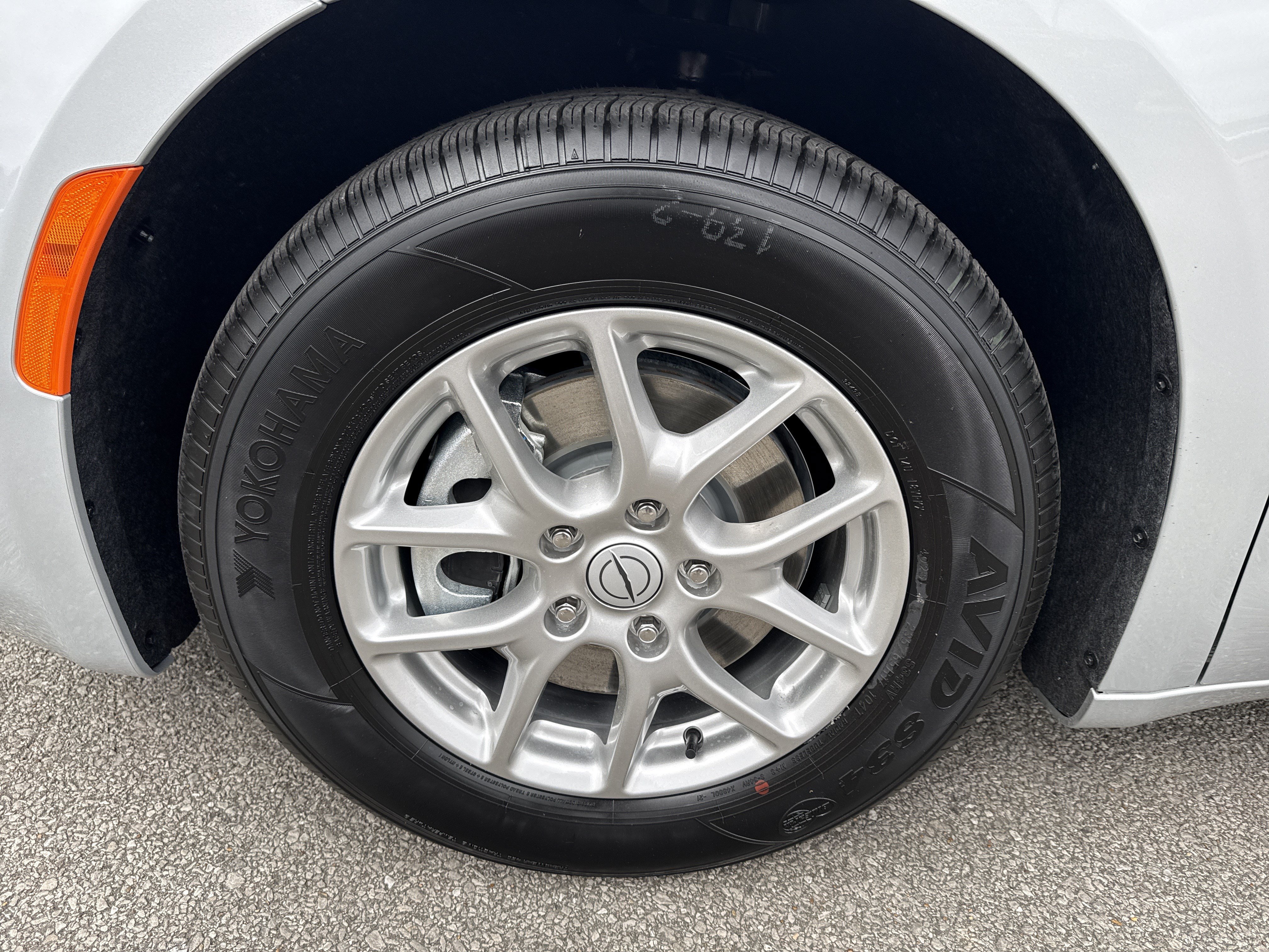 New 2026 Chrysler Voyager LX FWD image 12