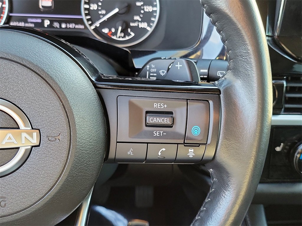 Used 2022 Nissan Pathfinder SV image 6