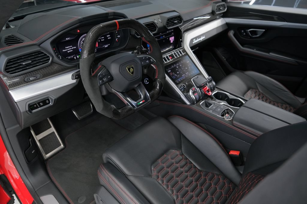 Used 2021 Lamborghini Urus AWD/4WD image 51