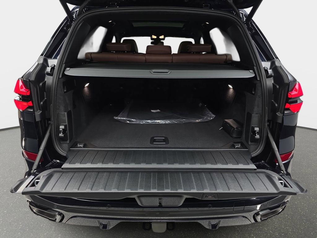 New 2026 BMW X5 xDrive40i w/ Executive Package image 12