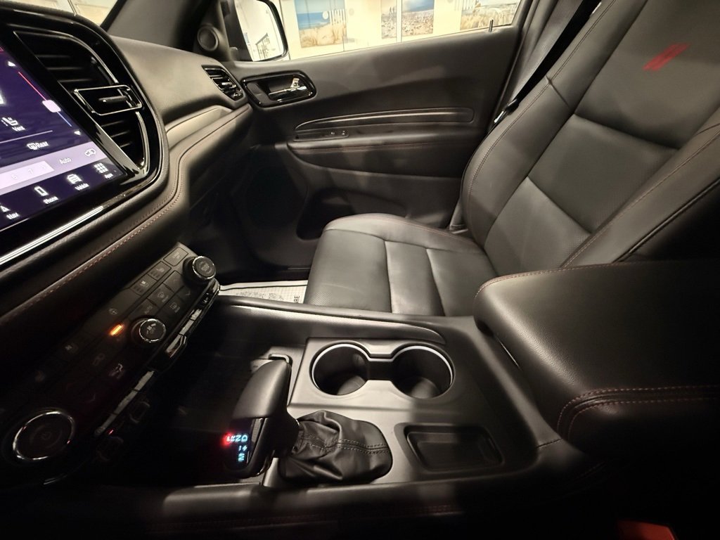 Used 2025 Dodge Durango GT image 42