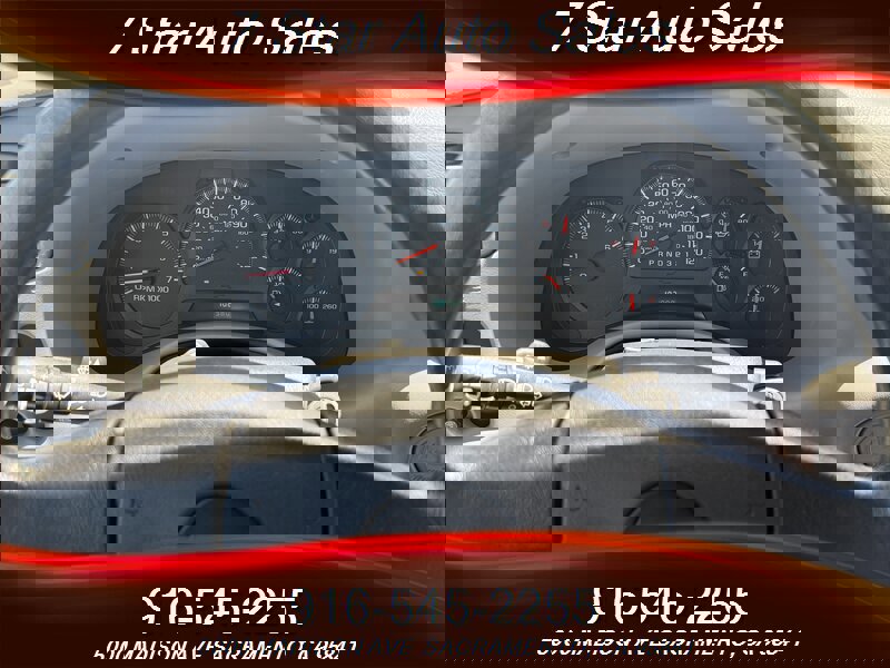 Used 2009 Chevrolet TrailBlazer LT w/ Cargo Convenience Package image 9