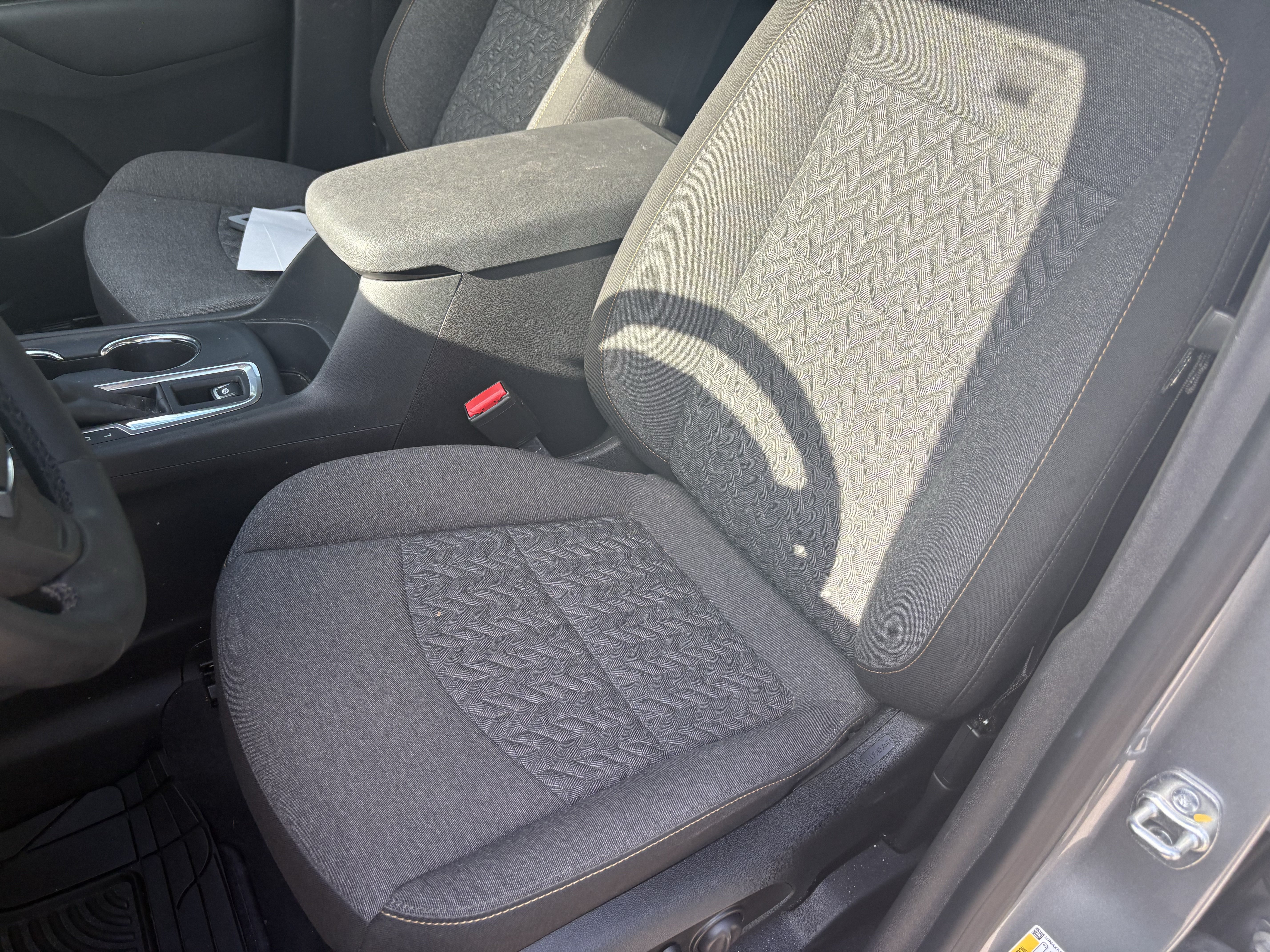 Certified 2024 Chevrolet Equinox LT FWD image 10
