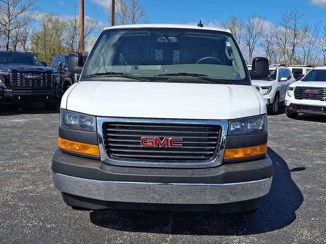 New 2025 GMC Savana 3500 w/ Driver Convenience Package RWD video 2