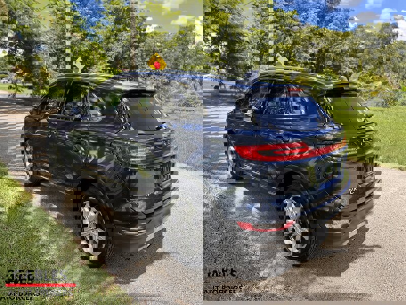 Used 2017 Lincoln MKC Premiere image 11