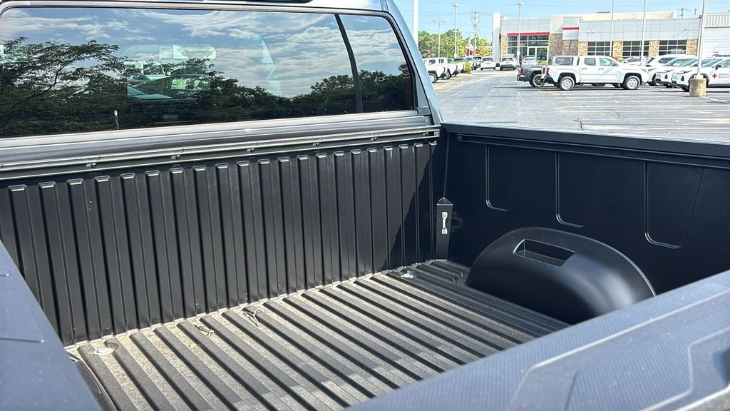 New 2026 Toyota Tundra SR AWD/4WD image 32