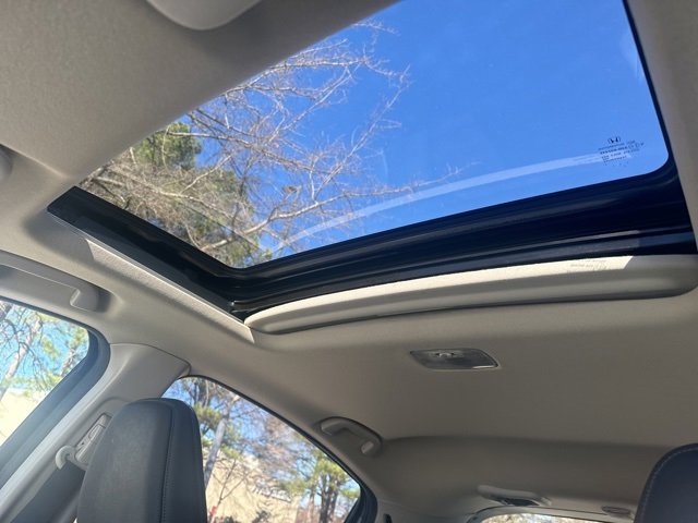 Used 2019 Honda HR-V Touring image 21