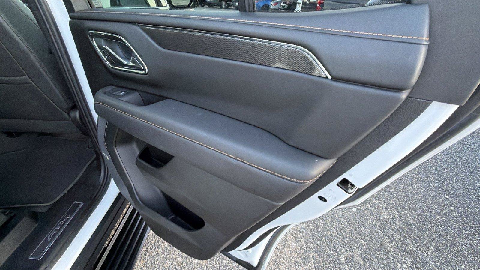 Used 2023 GMC Yukon AT4 w/ AT4 Premium Plus Package AWD/4WD image 21