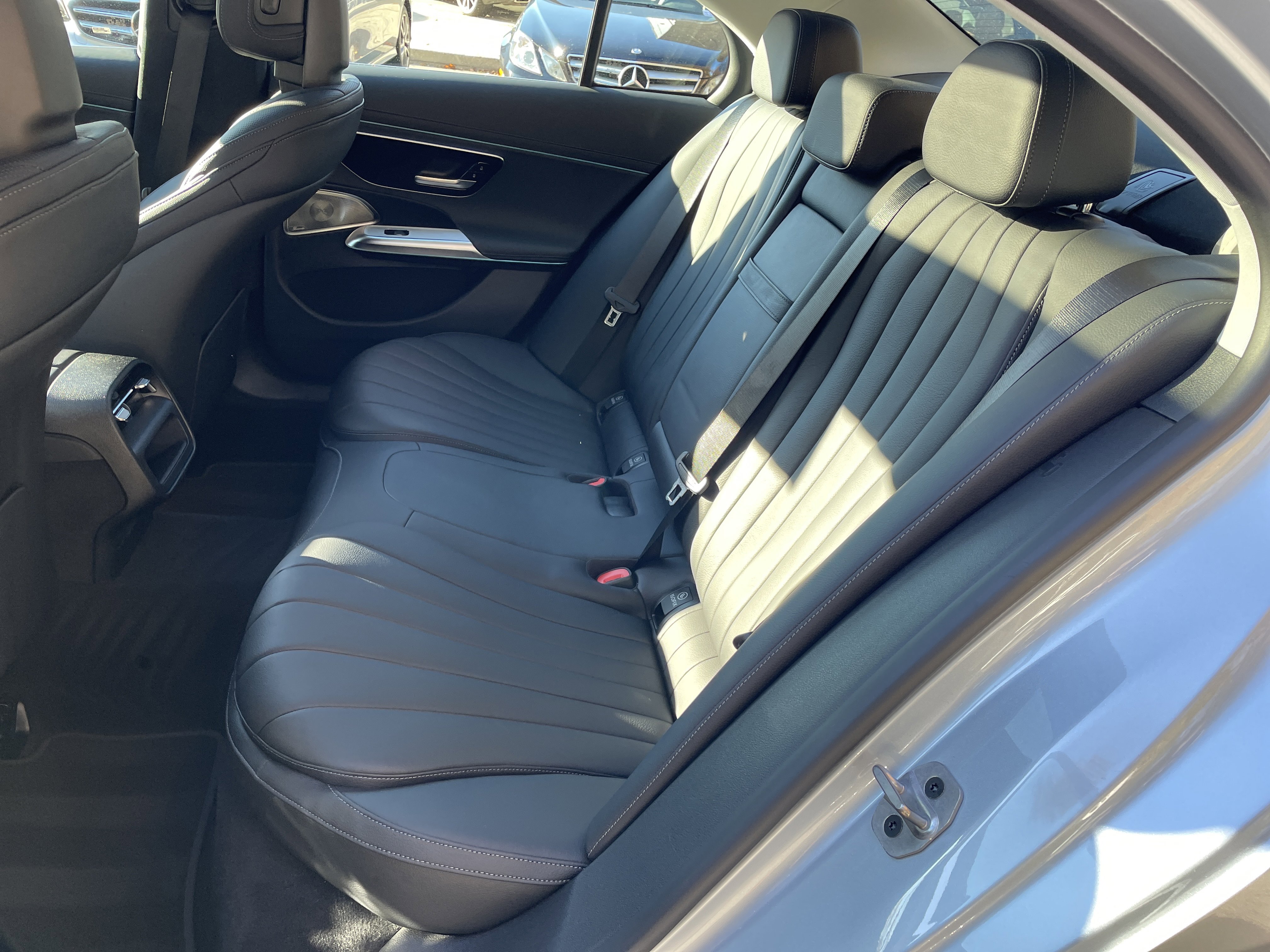 Certified 2024 Mercedes-Benz E 450 E 450 4MATIC Sedan image 40