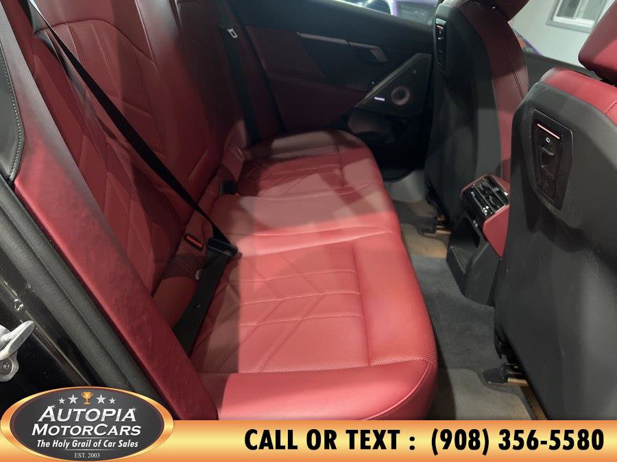 Used 2024 BMW 540i xDrive w/ Premium Package AWD/4WD image 16