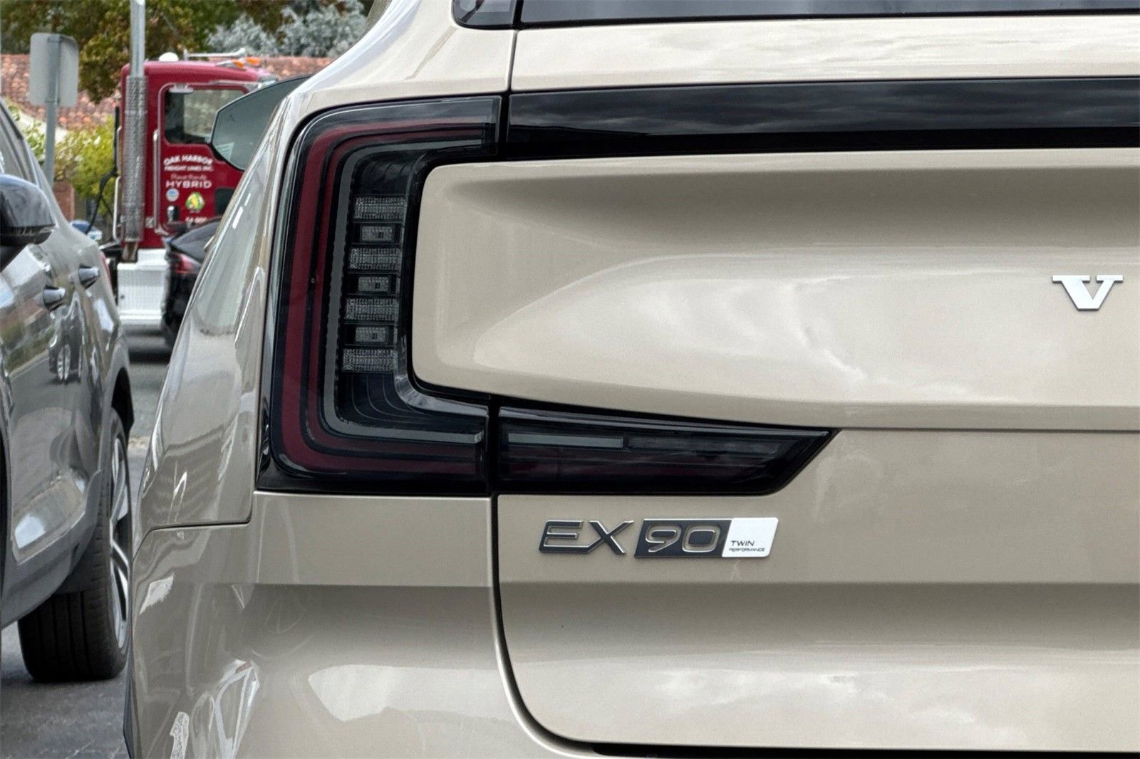 New 2025 Volvo EX90 Ultra w/ Protection Package Premier image 27