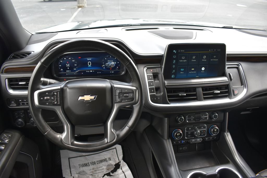 Used 2023 Chevrolet Suburban Premier AWD/4WD image 3