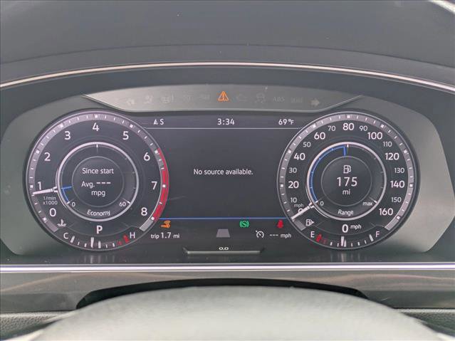 Used 2018 Volkswagen Tiguan SEL Premium AWD/4WD image 11
