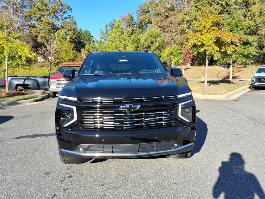 New 2026 Chevrolet Suburban High Country image 2