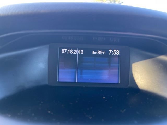 Used 2013 Ford Focus SE FWD image 17