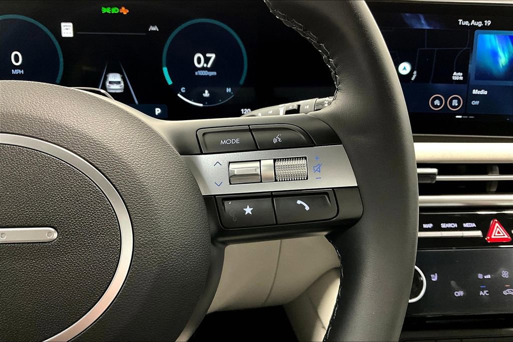 Used 2025 Hyundai Tucson SEL image 25