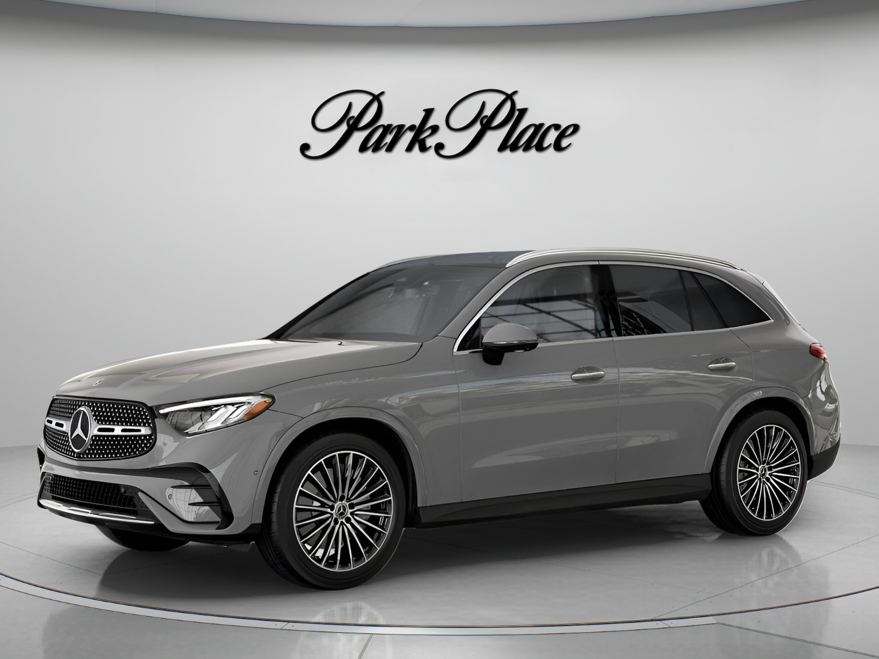 Used 2026 Mercedes-Benz GLC 300 video 2