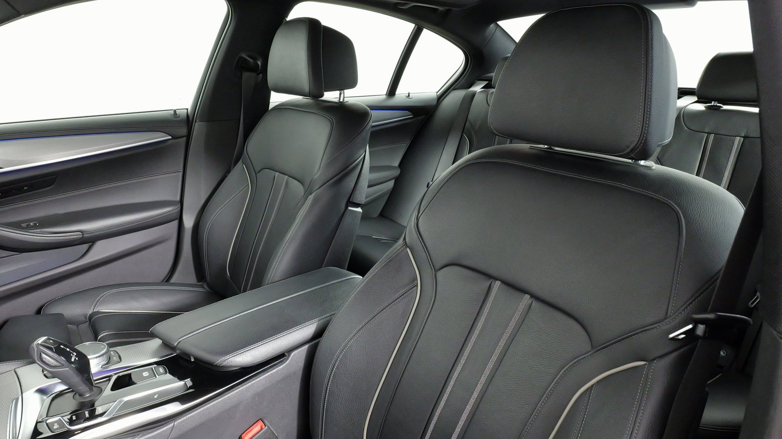 Used 2018 BMW 530i xDrive w/ M Sport Package image 40