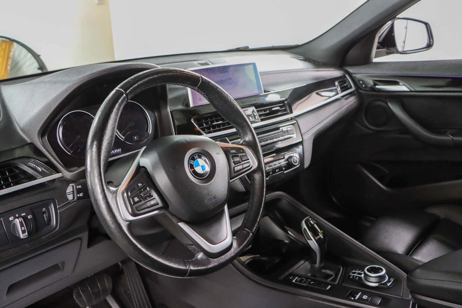 Used 2022 BMW X2 sDrive28i FWD image 22