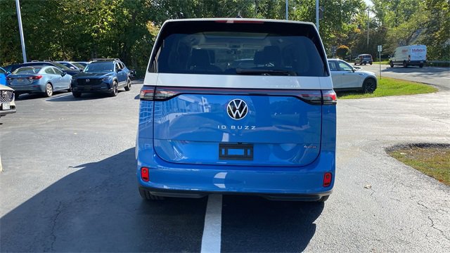New 2025 Volkswagen ID. Buzz 1st Edition image 6