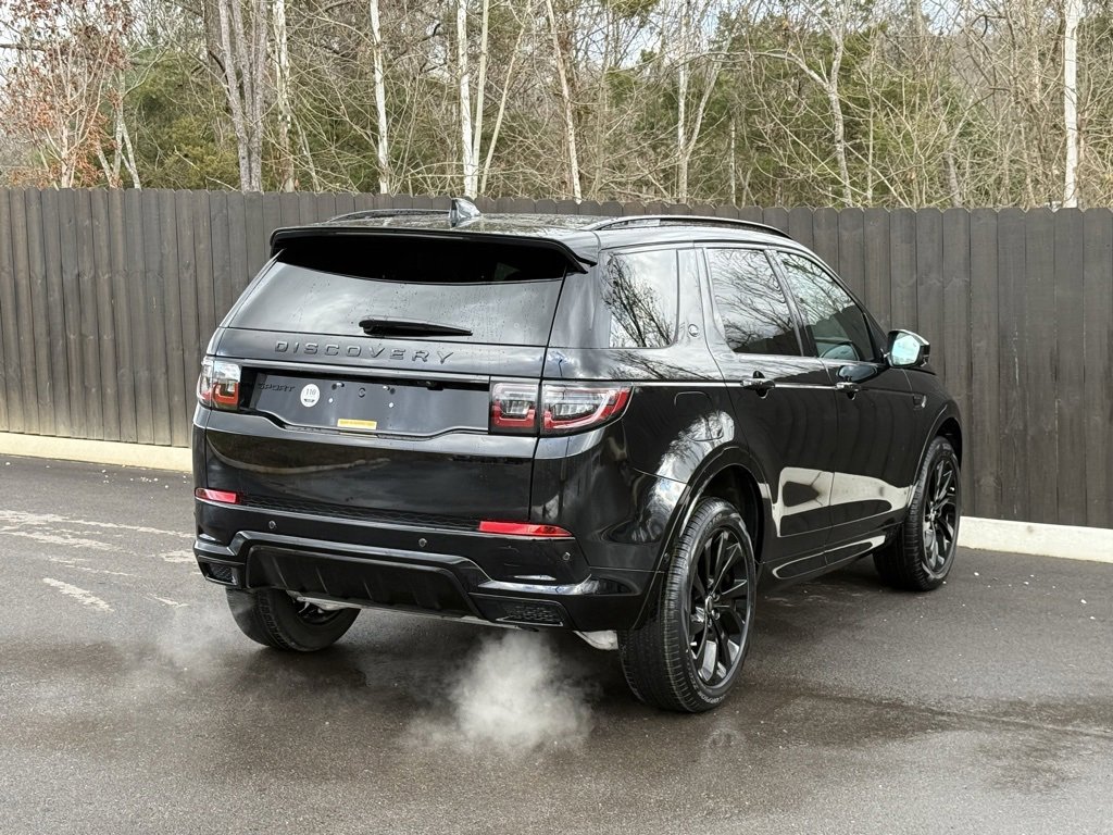Certified 2025 Land Rover Discovery Sport Dynamic SE image 6