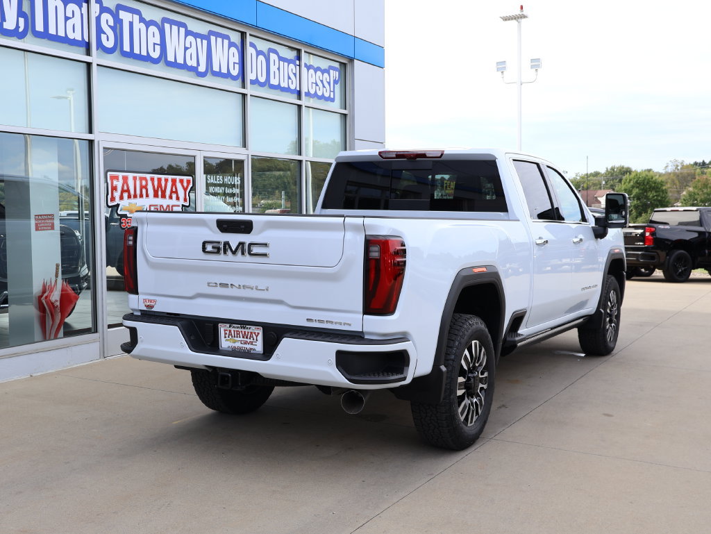 New 2026 GMC Sierra 2500 Denali Ultimate AWD/4WD image 3