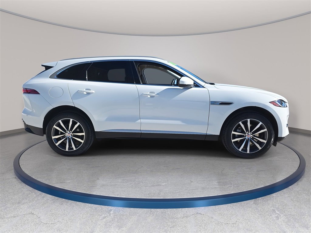 Used 2022 Jaguar F-PACE S image 5