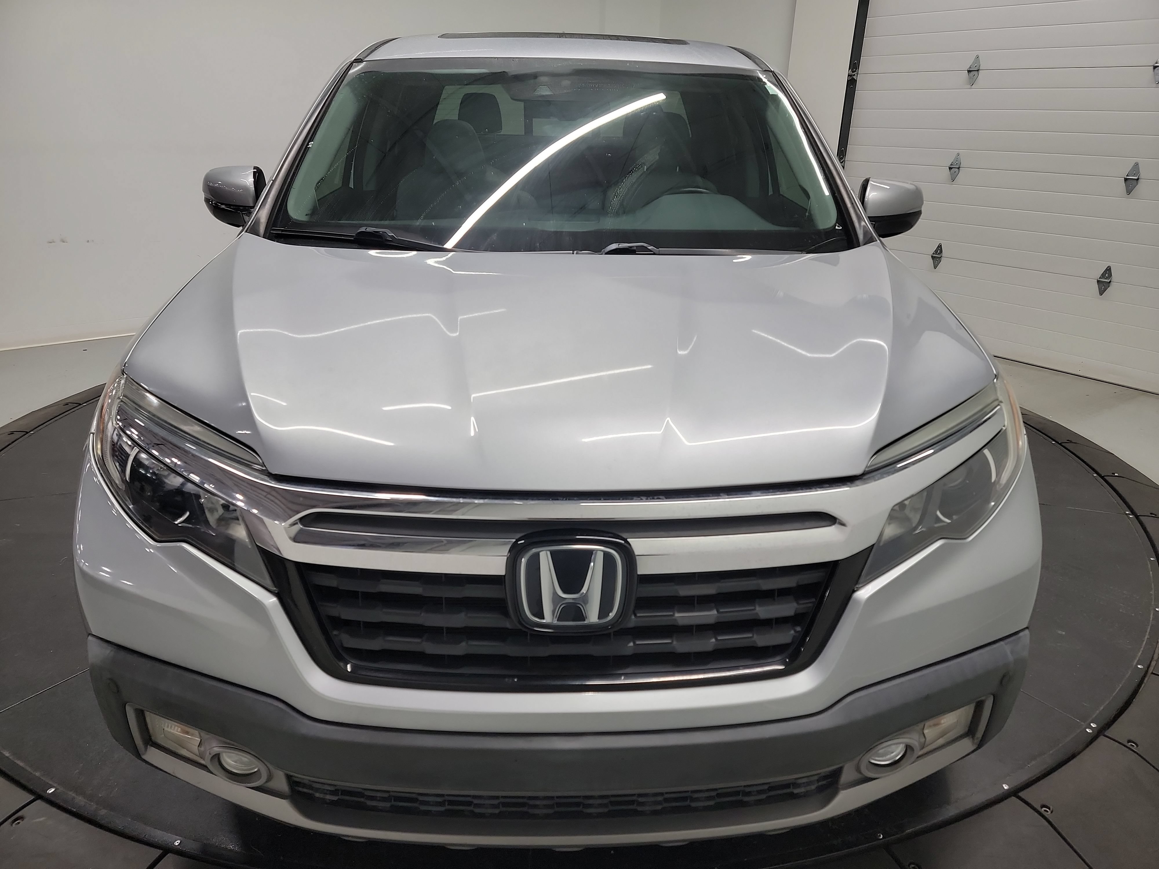Used 2020 Honda Ridgeline RTL-E image 2