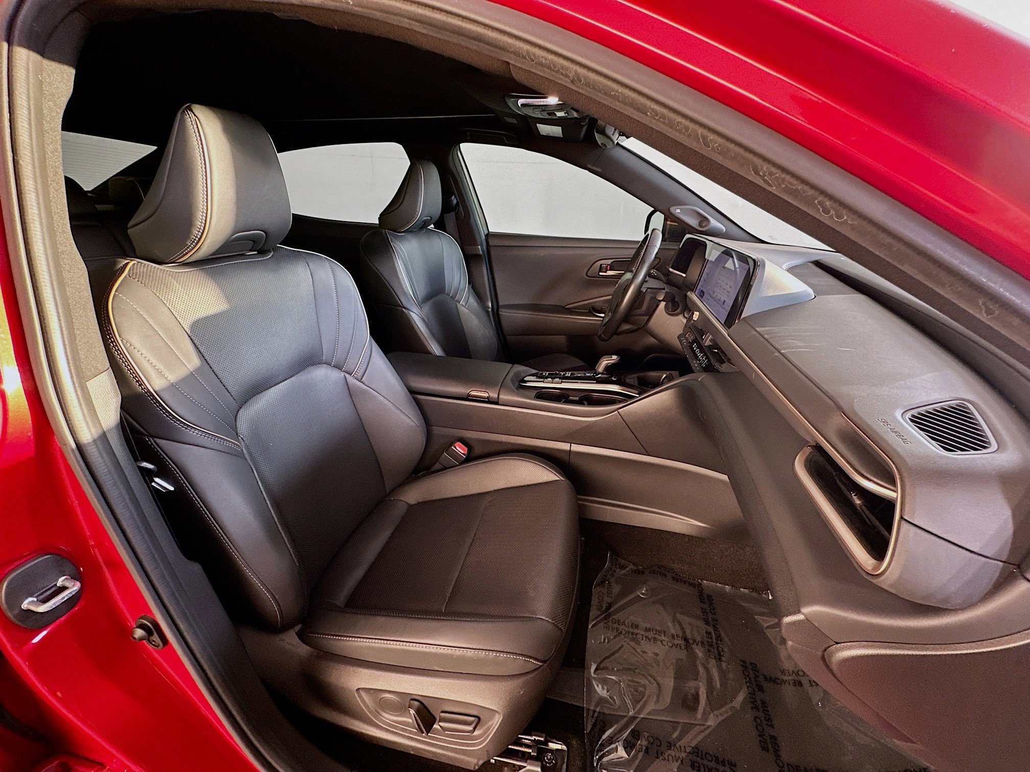 Used 2024 Toyota Crown Limited image 28