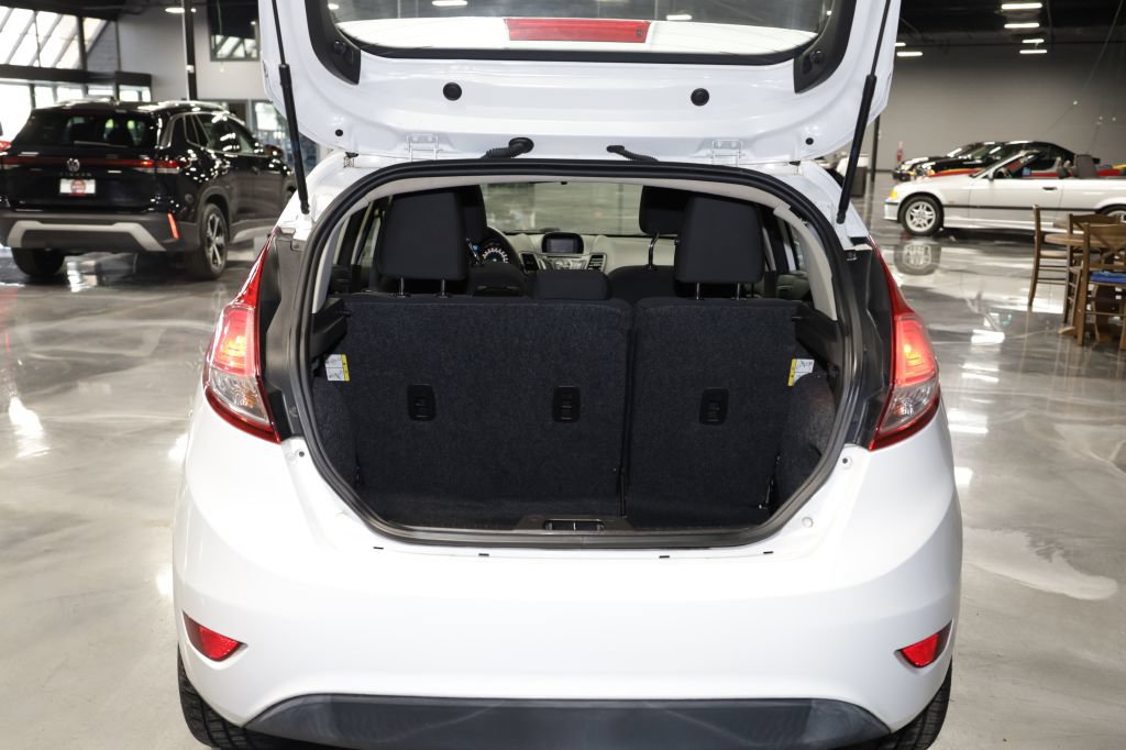 Used 2019 Ford Fiesta SE FWD image 32