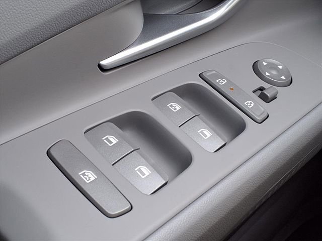 New 2026 Hyundai Elantra SEL Sport image 25