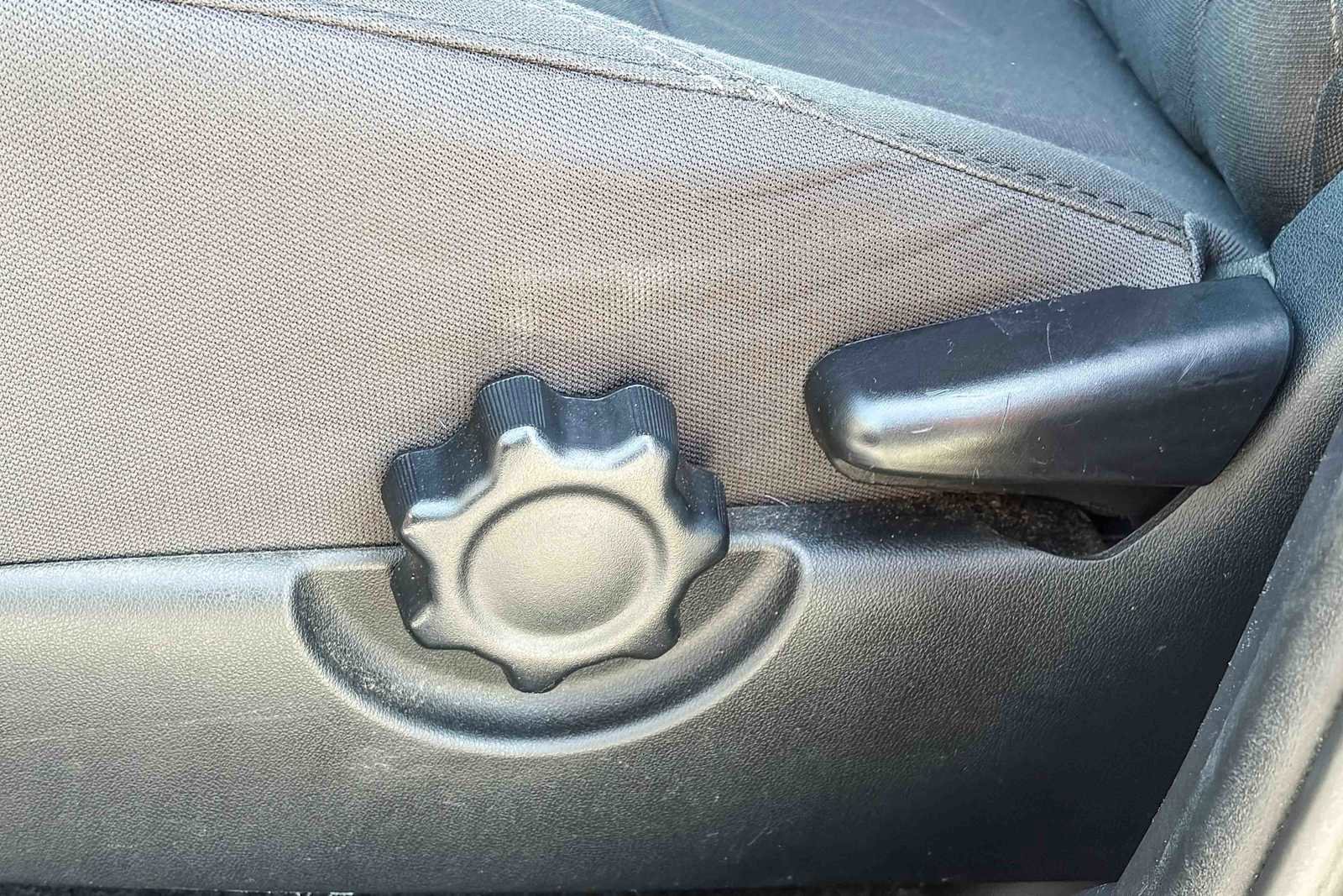 Used 2018 Toyota Tacoma TRD Sport w/ Technology Package image 20