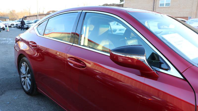 Used 2020 Lexus ES 350 w/ Premium Package image 9