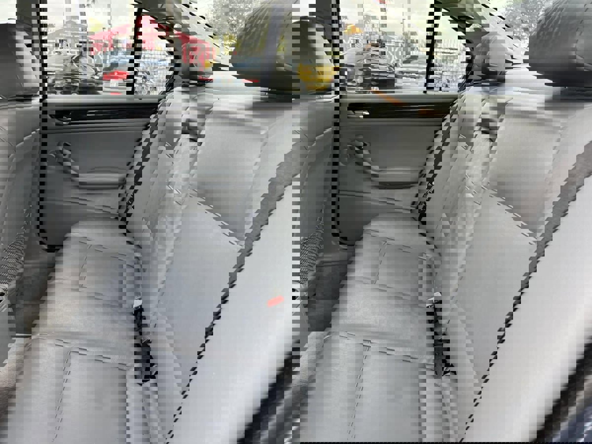 Used 2000 BMW 323i Sedan image 21