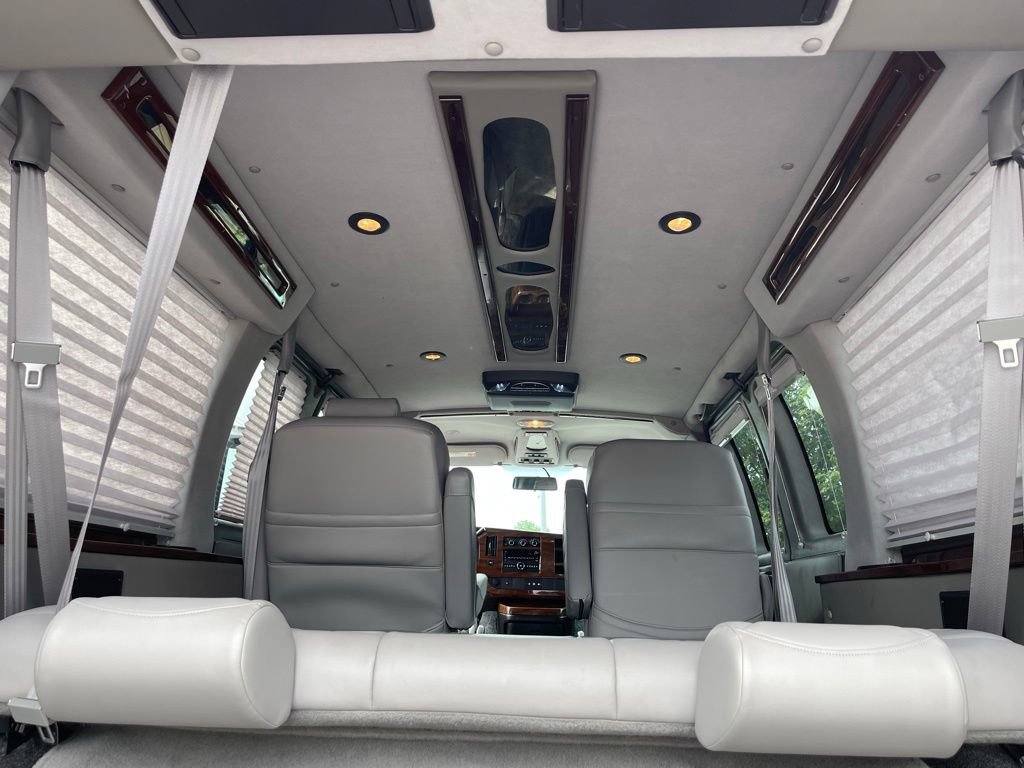 Used 2014 GMC Savana 1500 RWD image 10