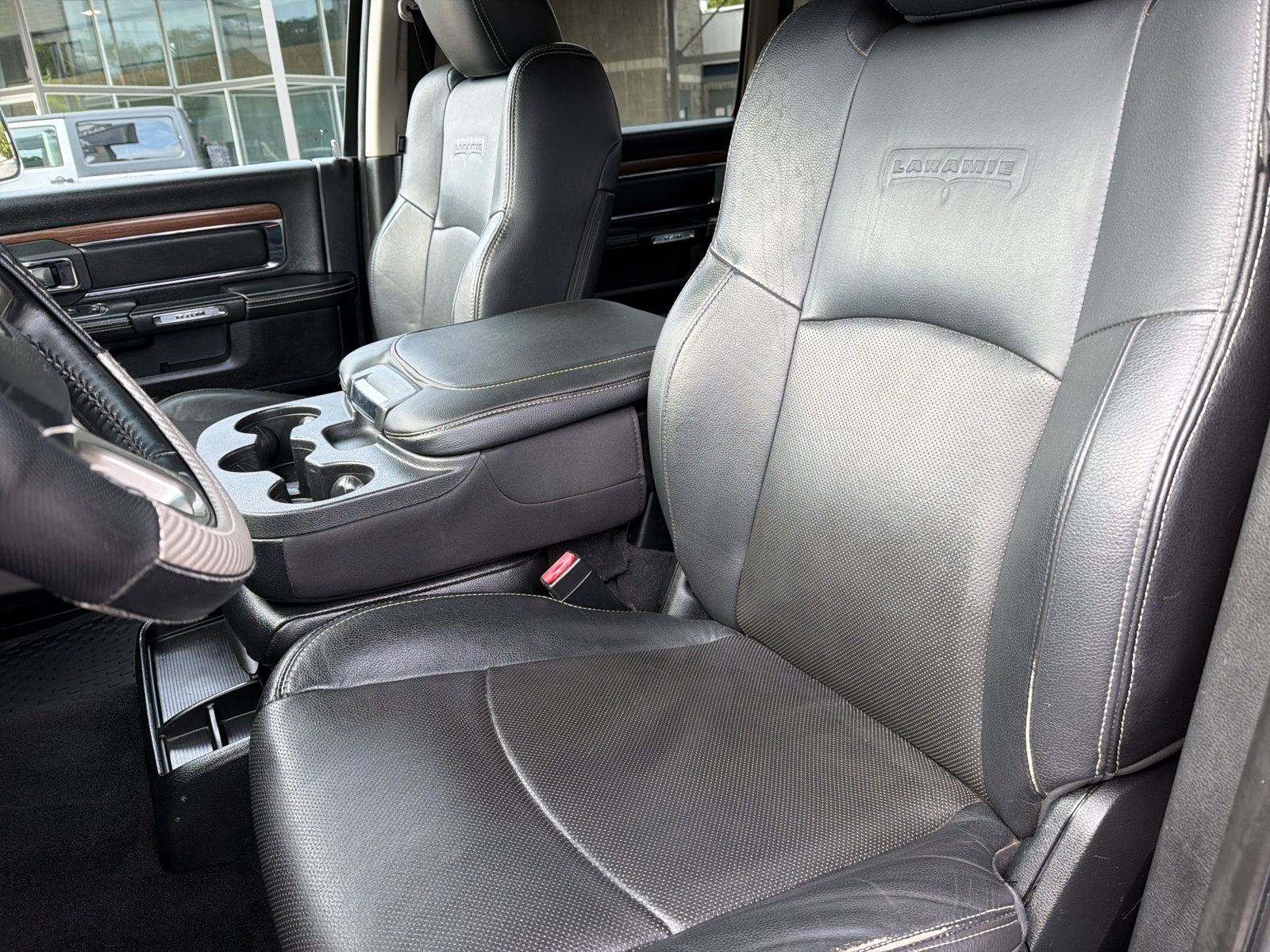 Used 2017 RAM 2500 Laramie AWD/4WD image 19