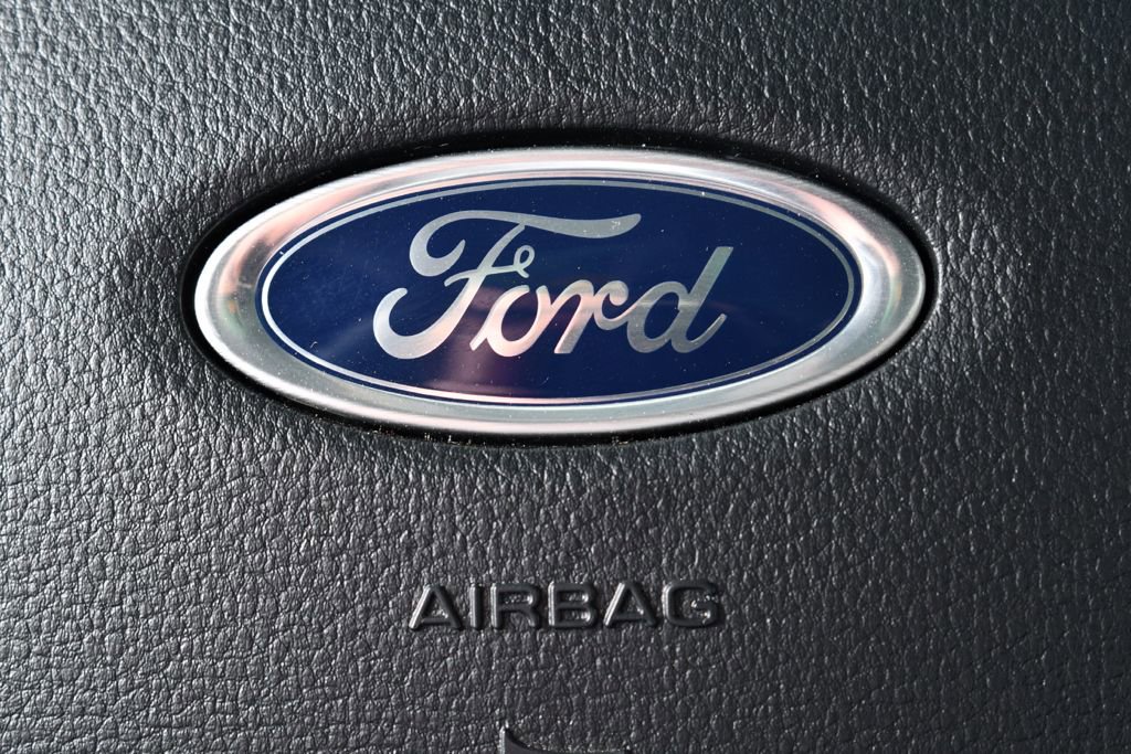 New 2025 Ford F550 4x4 Regular Cab Super Duty image 34