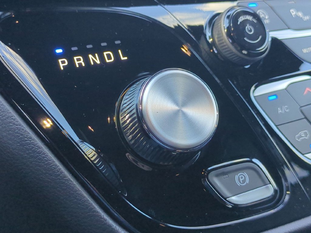 New 2027 Chrysler Pacifica Select FWD image 24