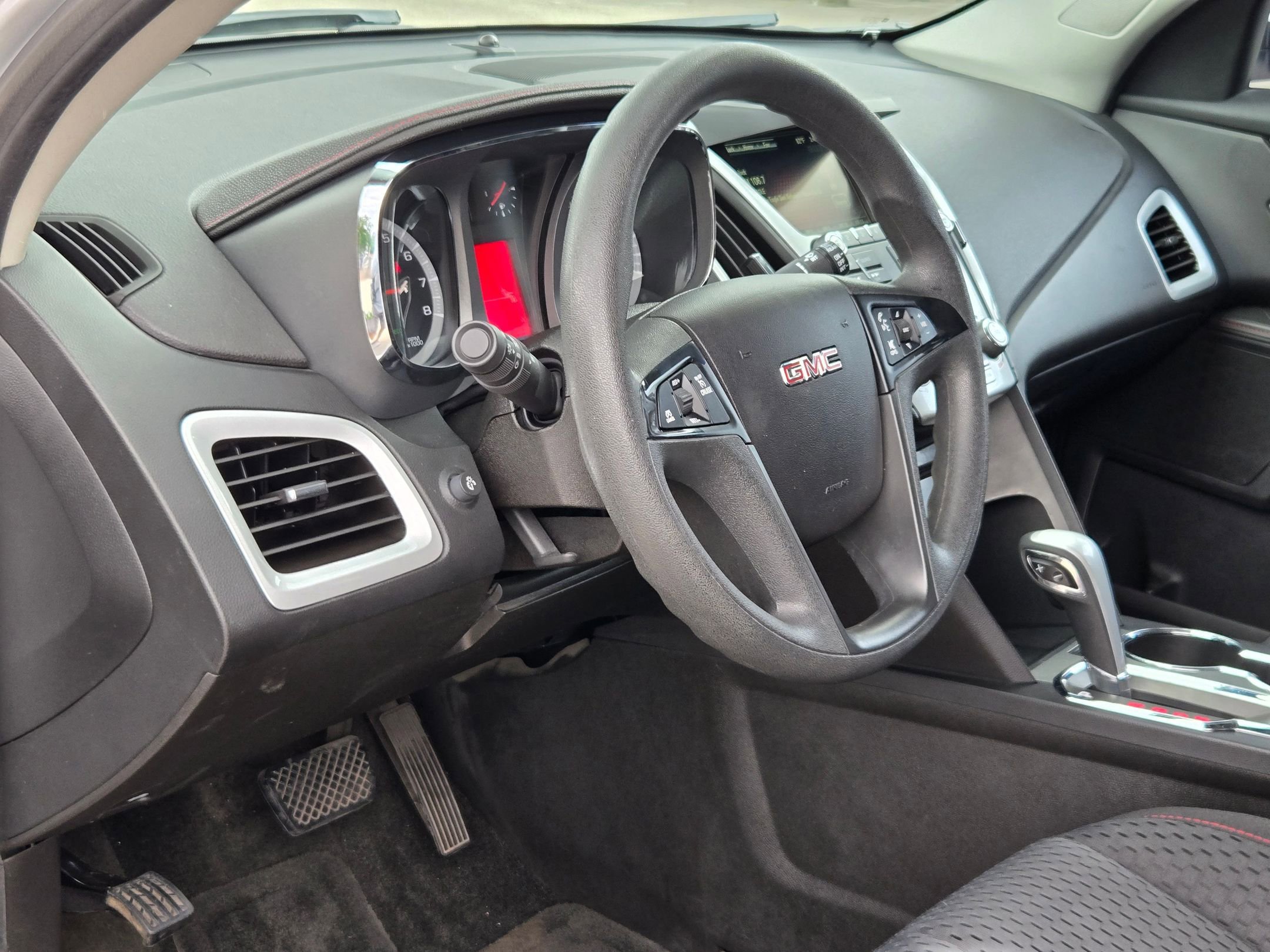 Used 2014 GMC Terrain SLE FWD image 13