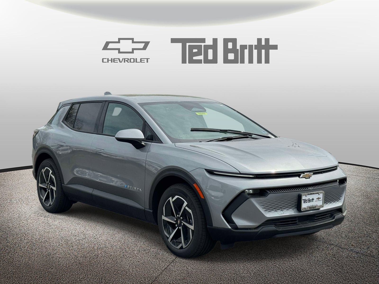 New 2026 Chevrolet Equinox EV LT image 3