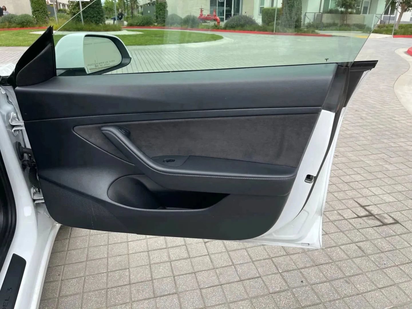 Used 2023 Tesla Model 3 Standard Range RWD image 39