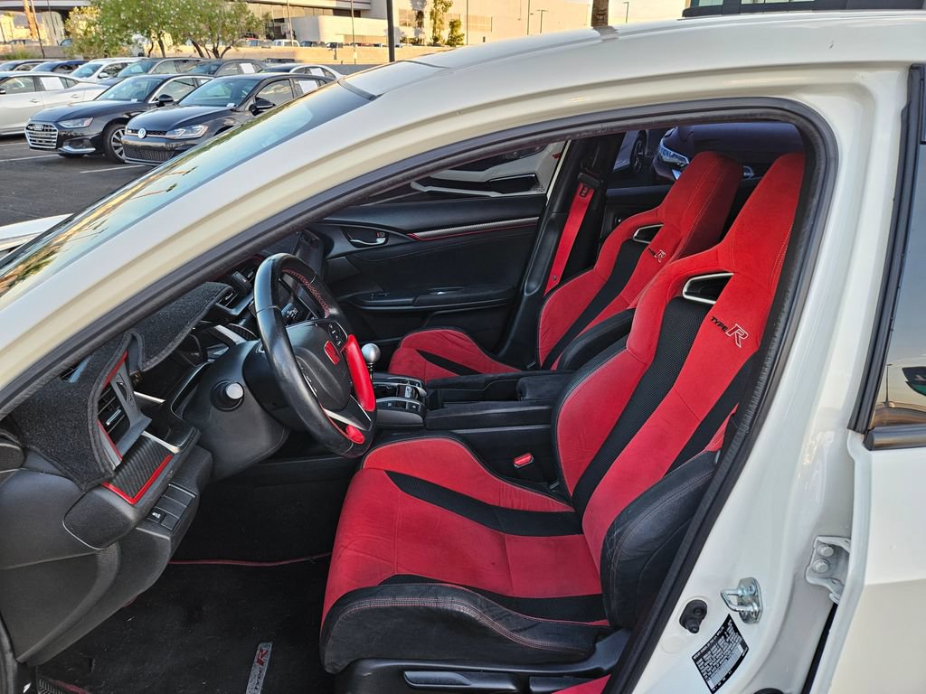 Used 2018 Honda Civic Type R image 13