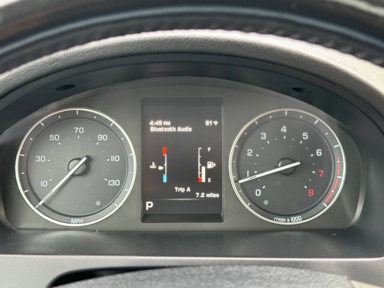 Used 2013 Land Rover LR2 HSE LUX image 31