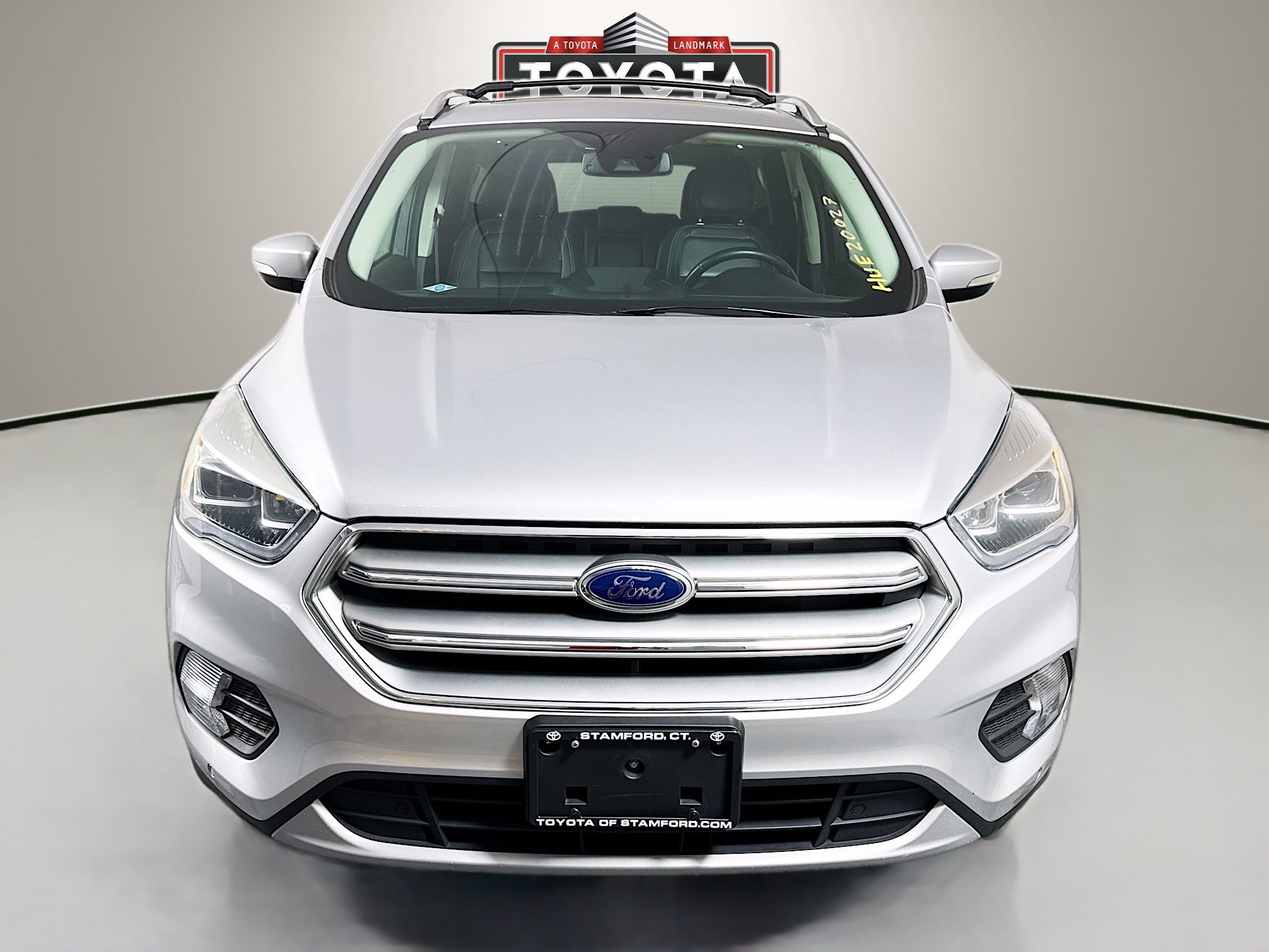 Used 2017 Ford Escape Titanium w/ Equipment Group 301A AWD/4WD image 2