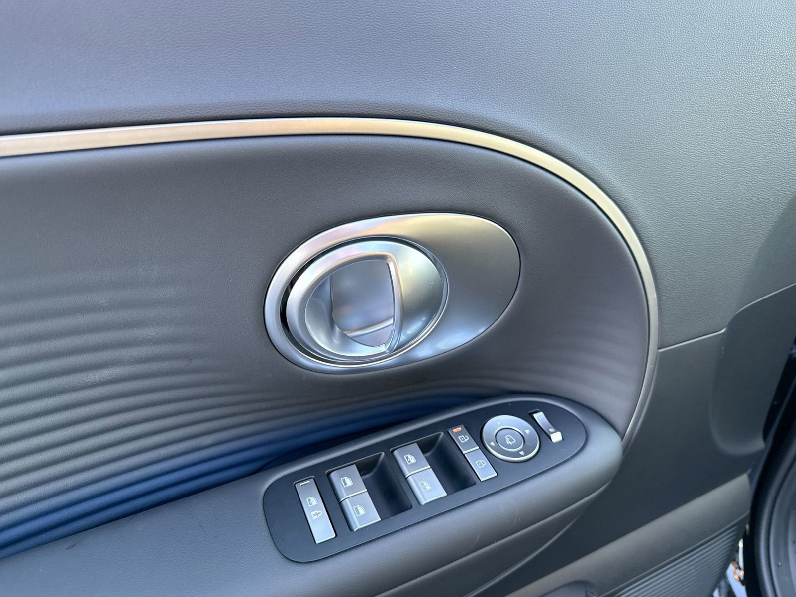 New 2026 Hyundai Ioniq 9 SEL image 14