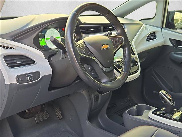 Used 2017 Chevrolet Bolt Premier w/ Driver Confidence II Package FWD image 10