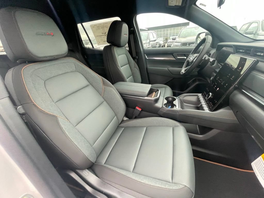 New 2026 GMC Terrain AT4 AWD/4WD image 27
